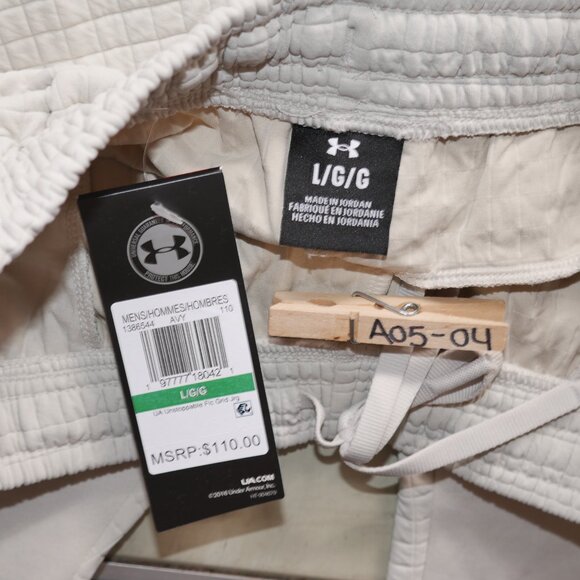 Under Armour Unstoppable Fleece Grid Joggers Mens Sweatpants Off White NWT - Picture 9 of 10